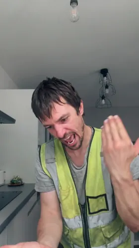 Man · 480p: Shout, turn, come back